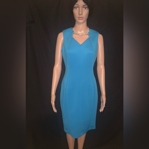 Elegant Calvin Klein Dress - Picture 1 of 5